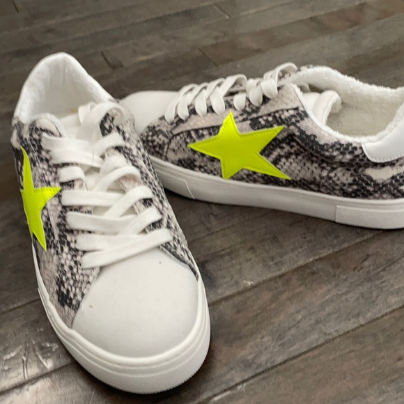 Steven | Reeves Sneakers - Picture 2 of 5